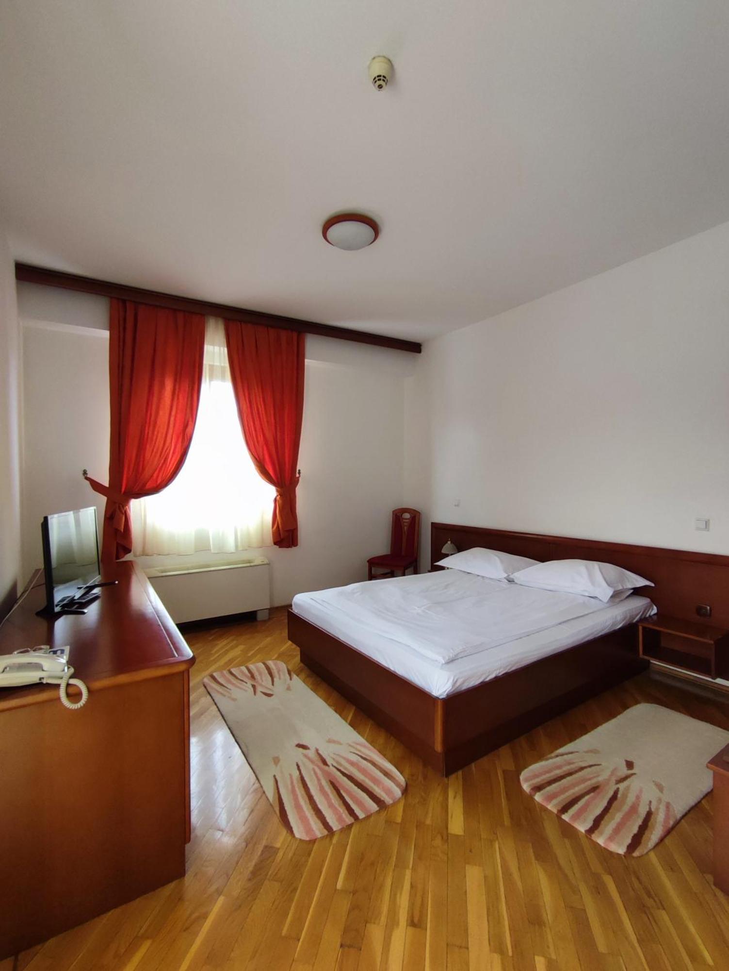 Hotel M3 Donje Mladice Εξωτερικό φωτογραφία