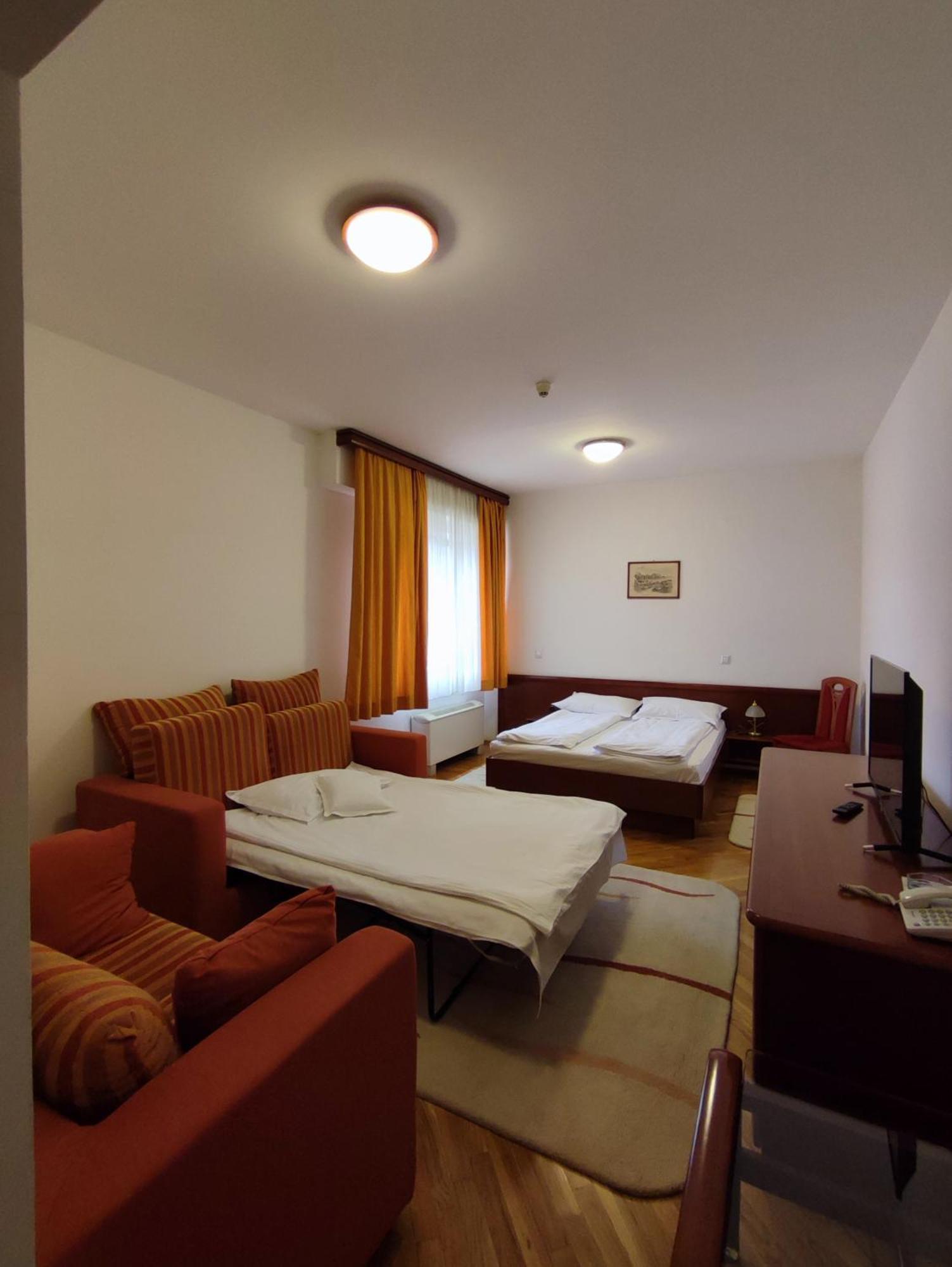 Hotel M3 Donje Mladice Εξωτερικό φωτογραφία