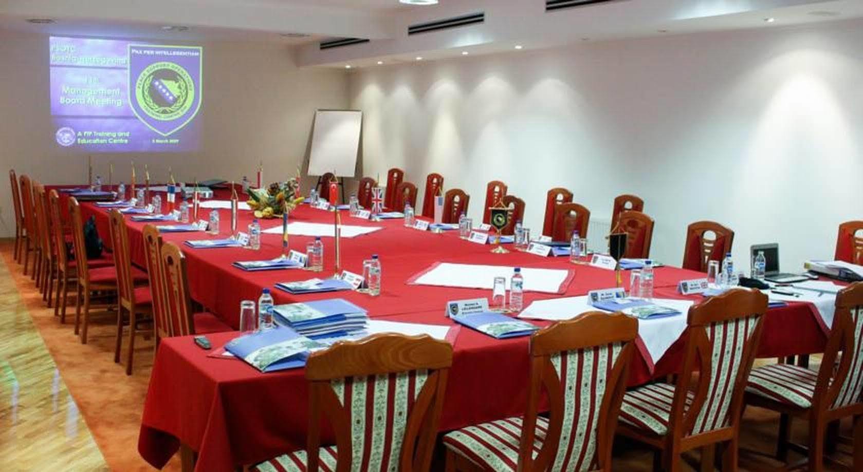 Hotel M3 Donje Mladice Εξωτερικό φωτογραφία